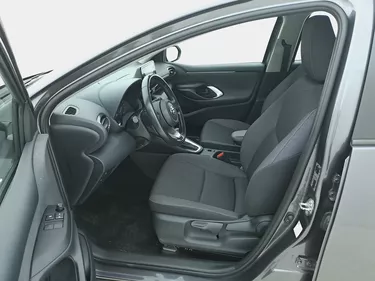 Toyota Yaris Hybrid Business 1.5 Full Hybrid 116CV Automatico Sedili