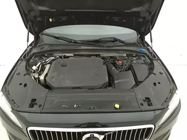 Volvo V90 B4 d Momentum Business Pro Geartronic AWD 2.0 Mild Hybrid 197CV Automatico Vano motore