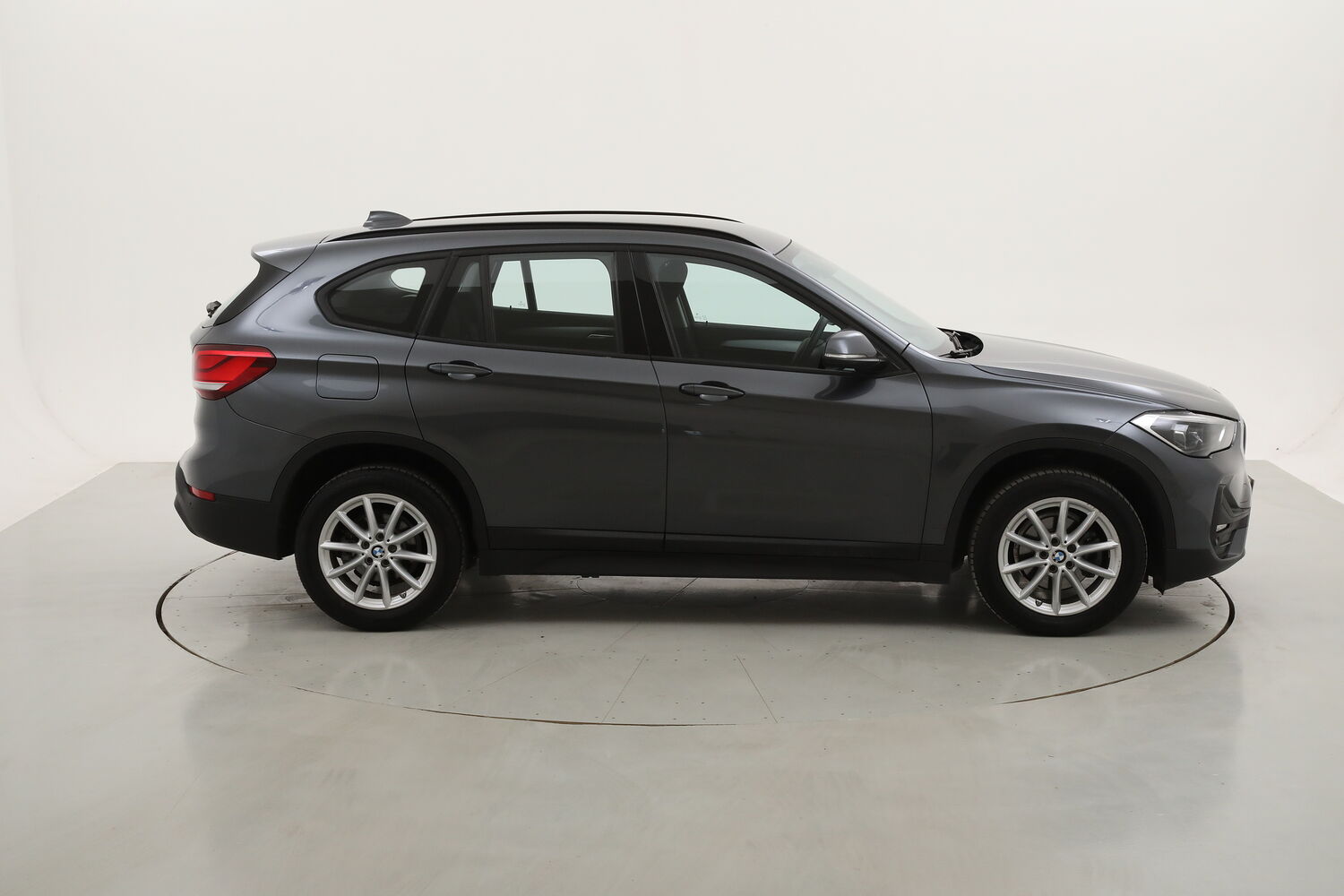 BMW X1 16d sDrive Business Advamtage usata del 2020 con 34.057 km