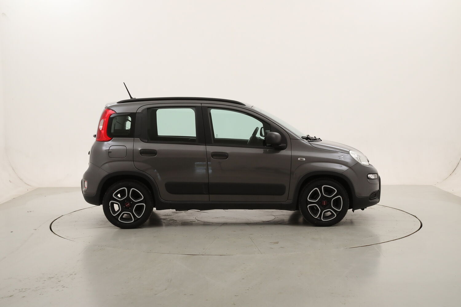 Fiat Panda Hybrid City Life usata del 2022 con 87.644 km