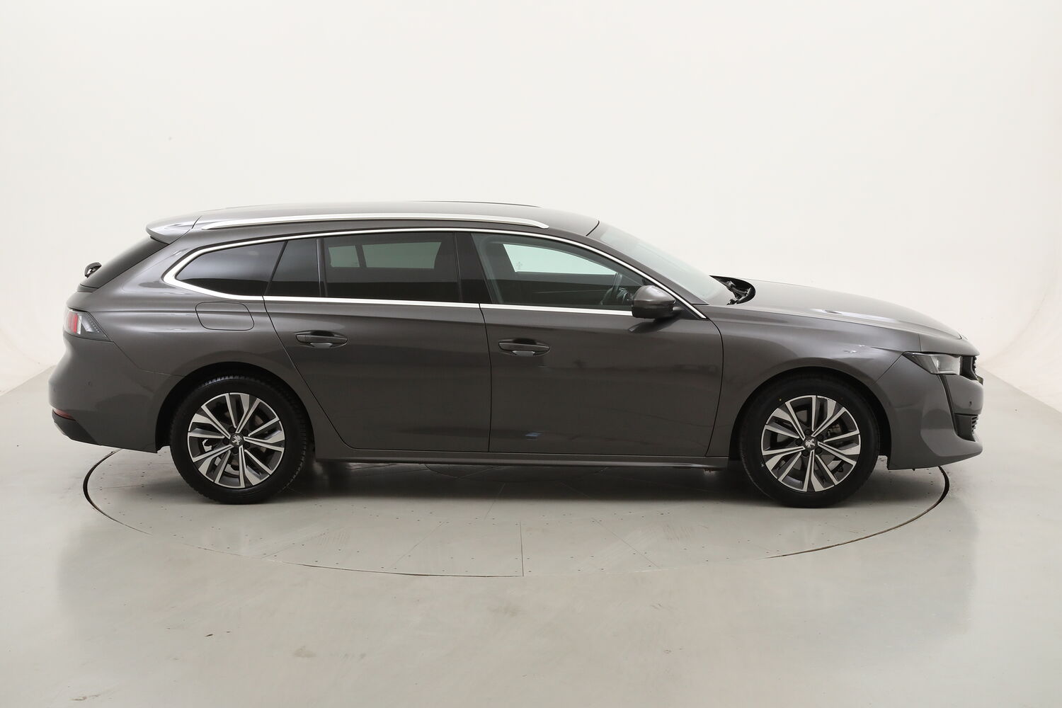 Peugeot 508 SW Allure Pack EAT8 usata del 2021 con 111.449 km