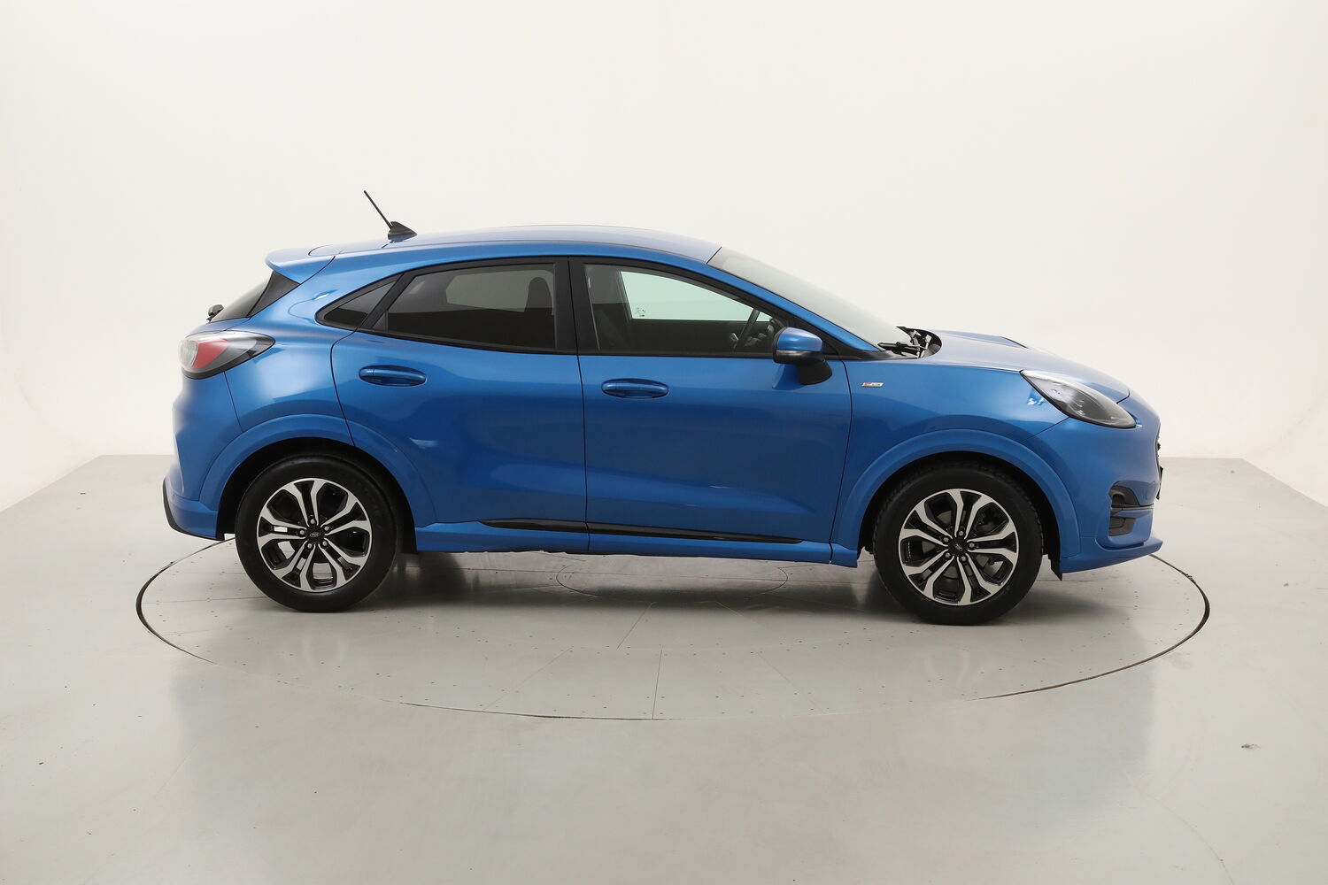Ford Puma Hybrid ST-Line usata del 2023 con 23.212 km