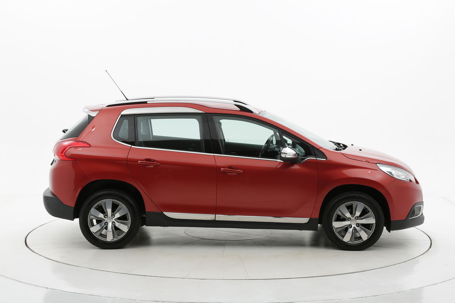 Peugeot 2008 usata del 2014 con 71.270 km