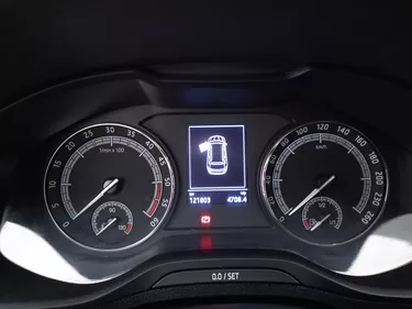 Skoda Karoq Executive DSG 2.0 Diesel 116CV Automatico Interni