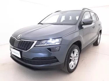 Skoda Karoq Executive DSG 2.0 Diesel 116CV Automatico Visione frontale