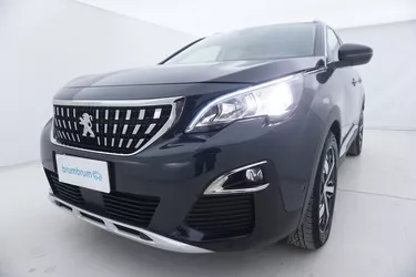 Peugeot 3008 Allure EAT8 1.5 Diesel 131CV Automatico Visione frontale