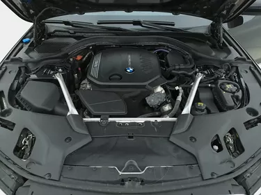BMW Serie 5 520d 48V xDrive Business 2.0 Mild Hybrid 190CV Automatico Vano motore