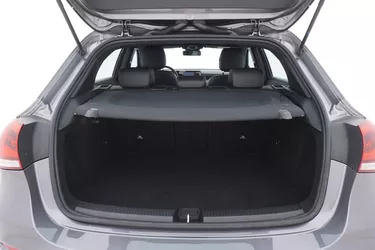 Mercedes Classe A A 180 d Automatic Sport 1.5 Diesel 116CV Automatico Bagagliaio