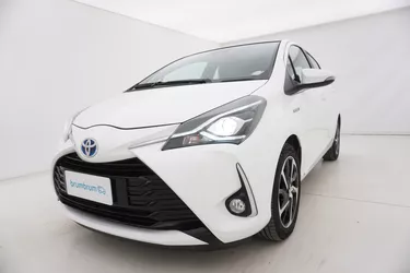 Toyota Yaris Hybrid Style 1.5 Full Hybrid 101CV Automatico Visione frontale