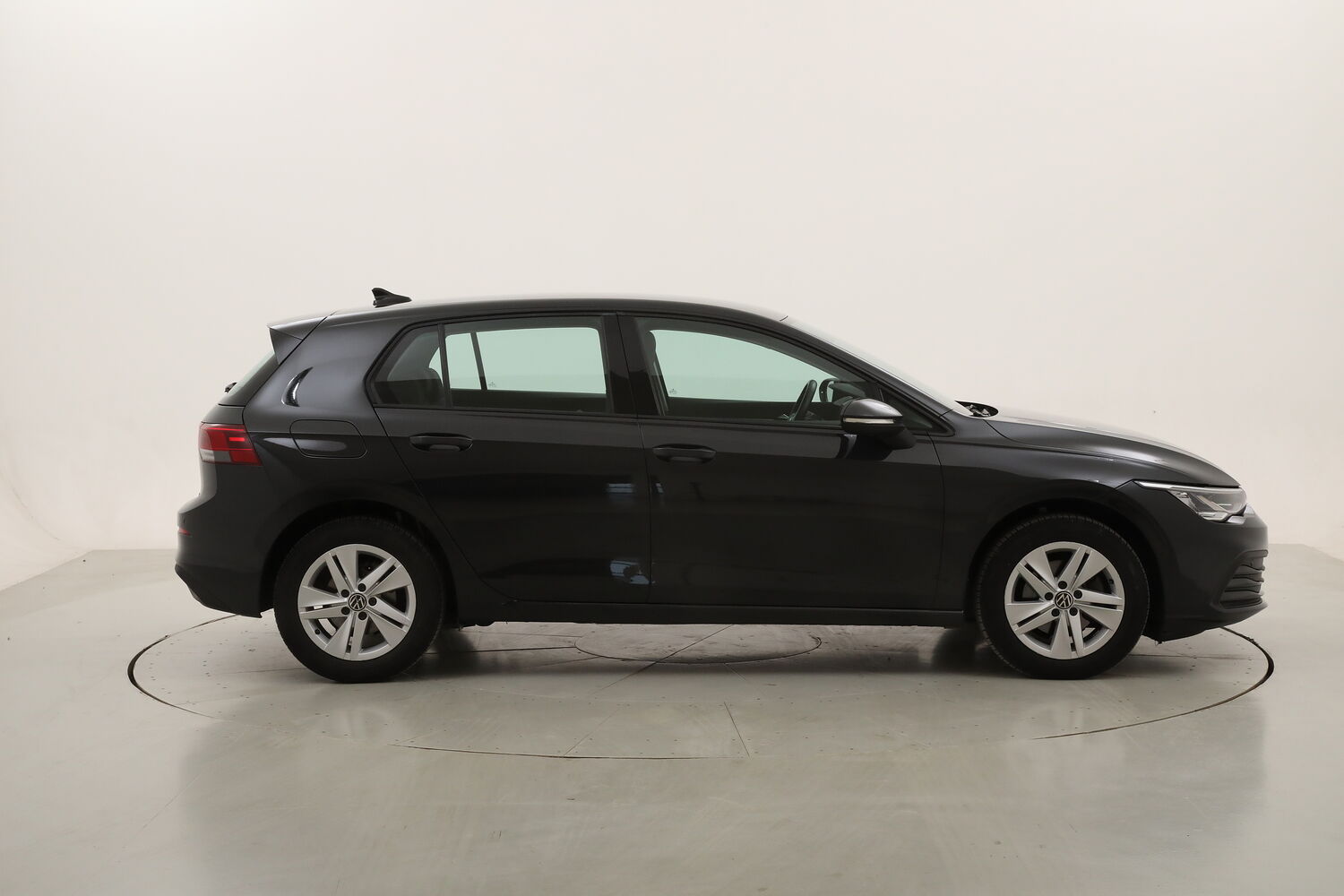 Volkswagen Golf Life DSG usata del 2022 con 67.367 km