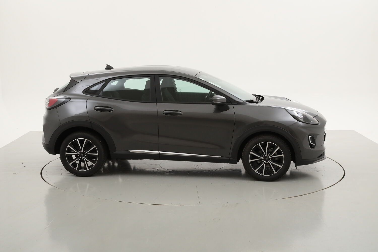 Ford Puma Hybrid Titanium usata del 2022 con 73.686 km