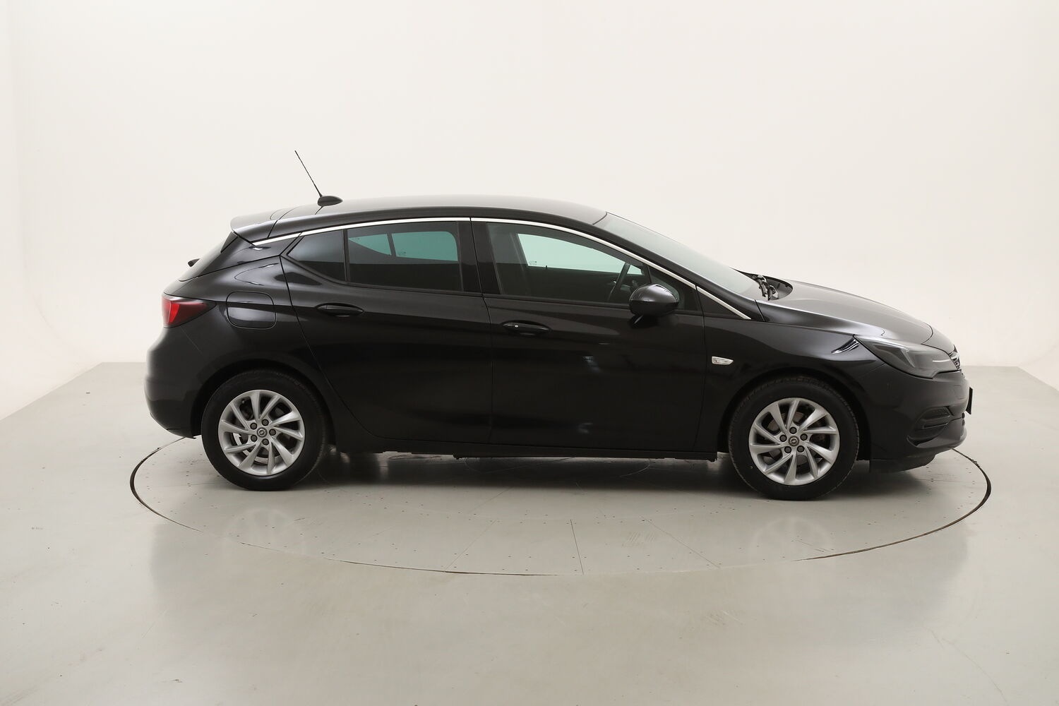 Opel Astra Business Elegance AT9 usata del 2021 con 65.860 km