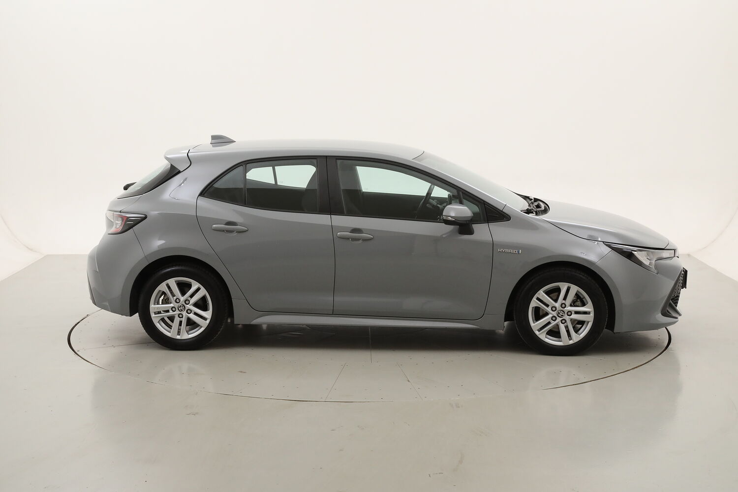Toyota Corolla Hybrid Business usata del 2022 con 46.281 km