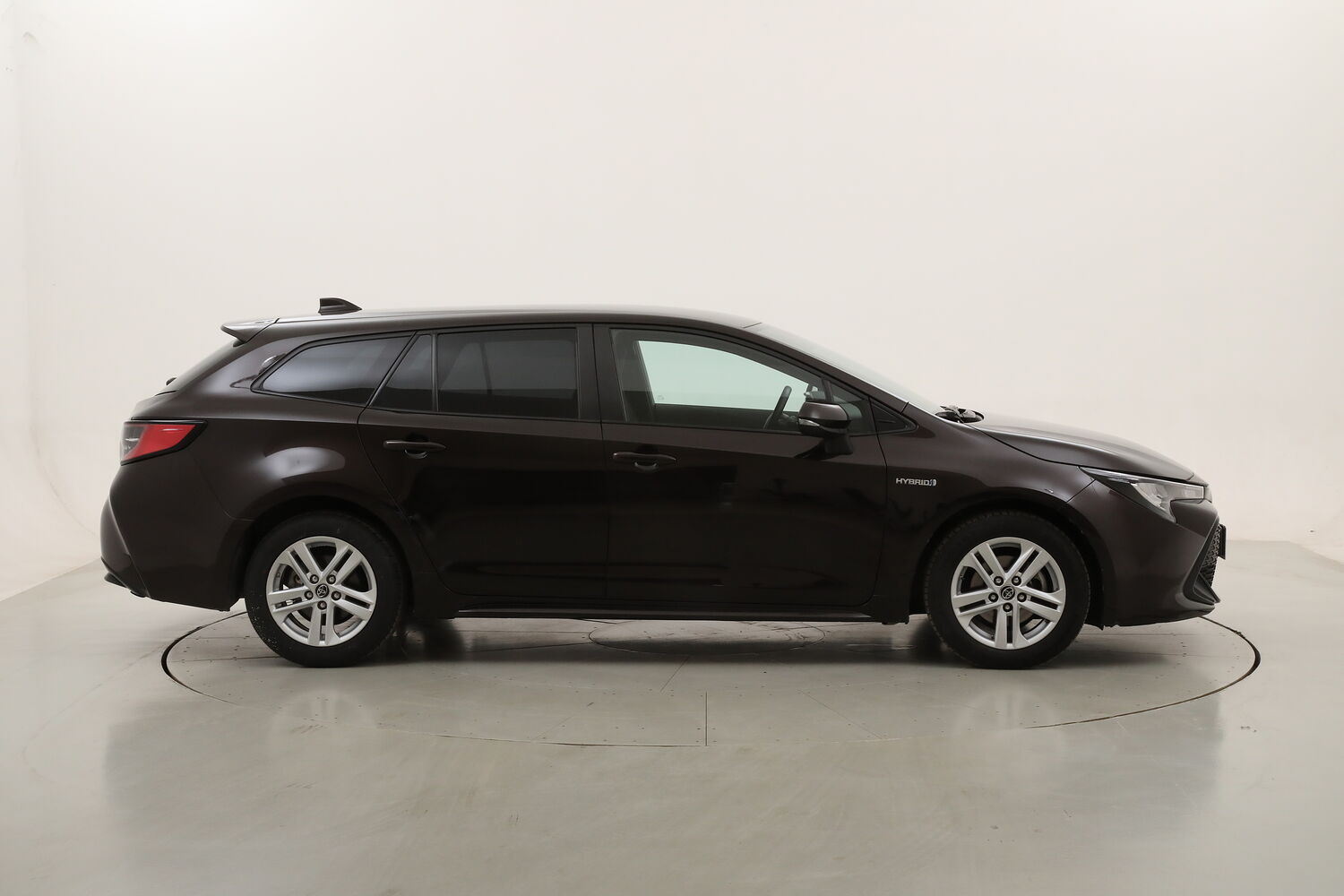 Toyota Corolla TS Hybrid Business usata del 2019 con 97.894 km