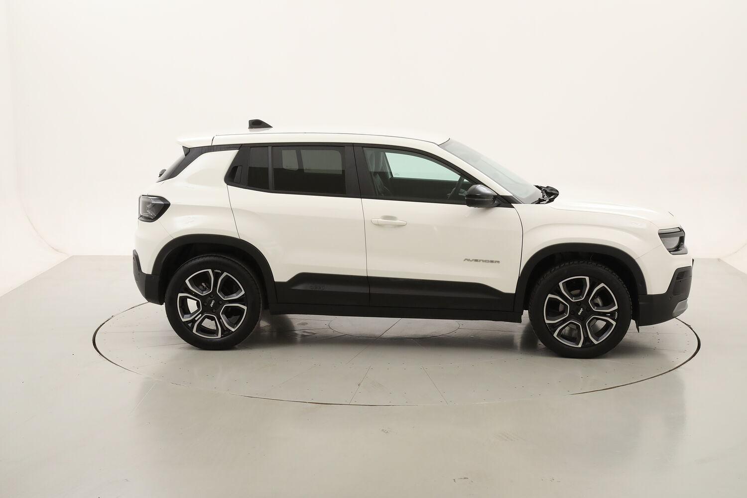 Jeep Avenger Summit usata del 2024 con 29.596 km