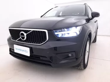 Volvo XC40 D3 Business Geartronic 2.0 Diesel 150CV Automatico Visione frontale