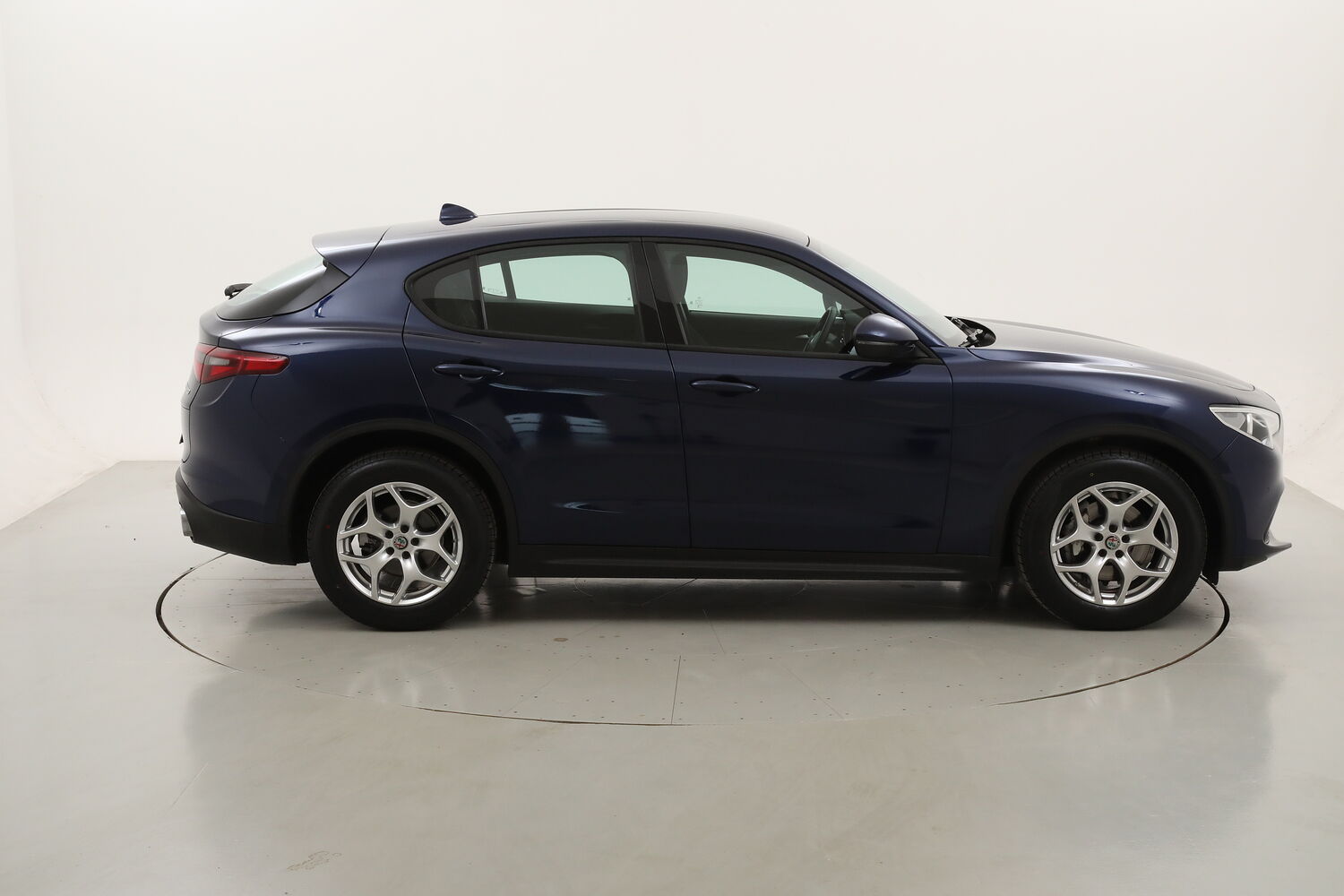 Alfa Romeo Stelvio Business AT8 RWD usata del 2021 con 72.958 km