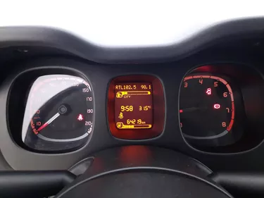 Fiat Panda Hybrid Easy 1.0 Mild Hybrid 69CV Manuale Interni