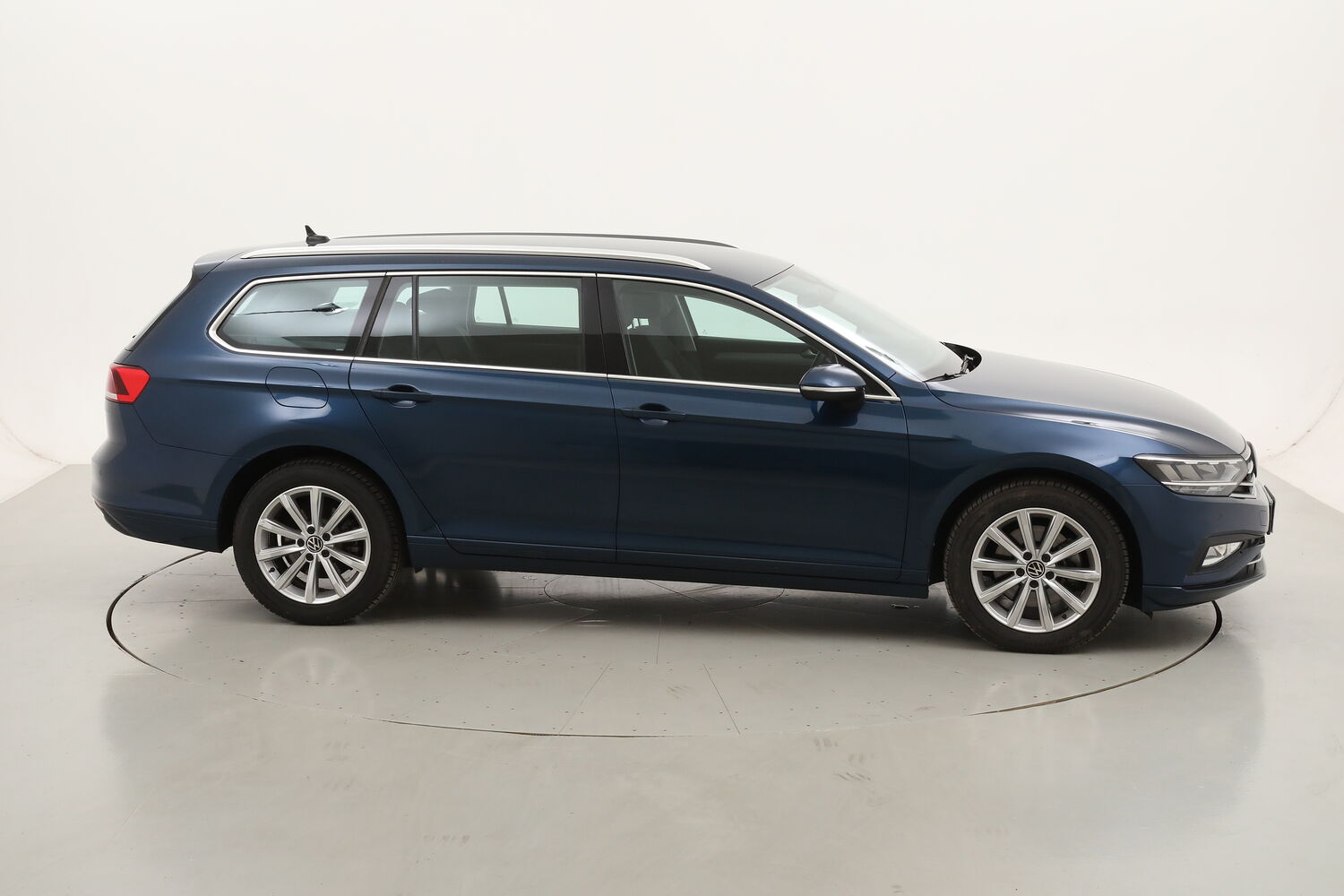Volkswagen Passat Variant Business usata del 2021 con 117.943 km