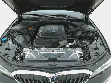 BMW Serie 3 320d Touring Business Advantage 2.0 Diesel 190CV Automatico Vano motore