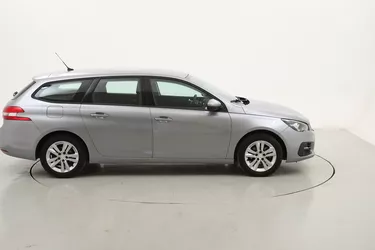 Peugeot 308 SW Business EAT8 1.5 Diesel 131CV Automatico Peugeot 308 SW Business EAT8 1.5 Diesel 131CV Automatico