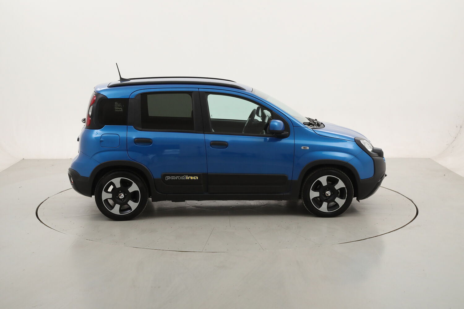 Fiat Panda Hybrid Pandina usata del 2025 con 11.317 km