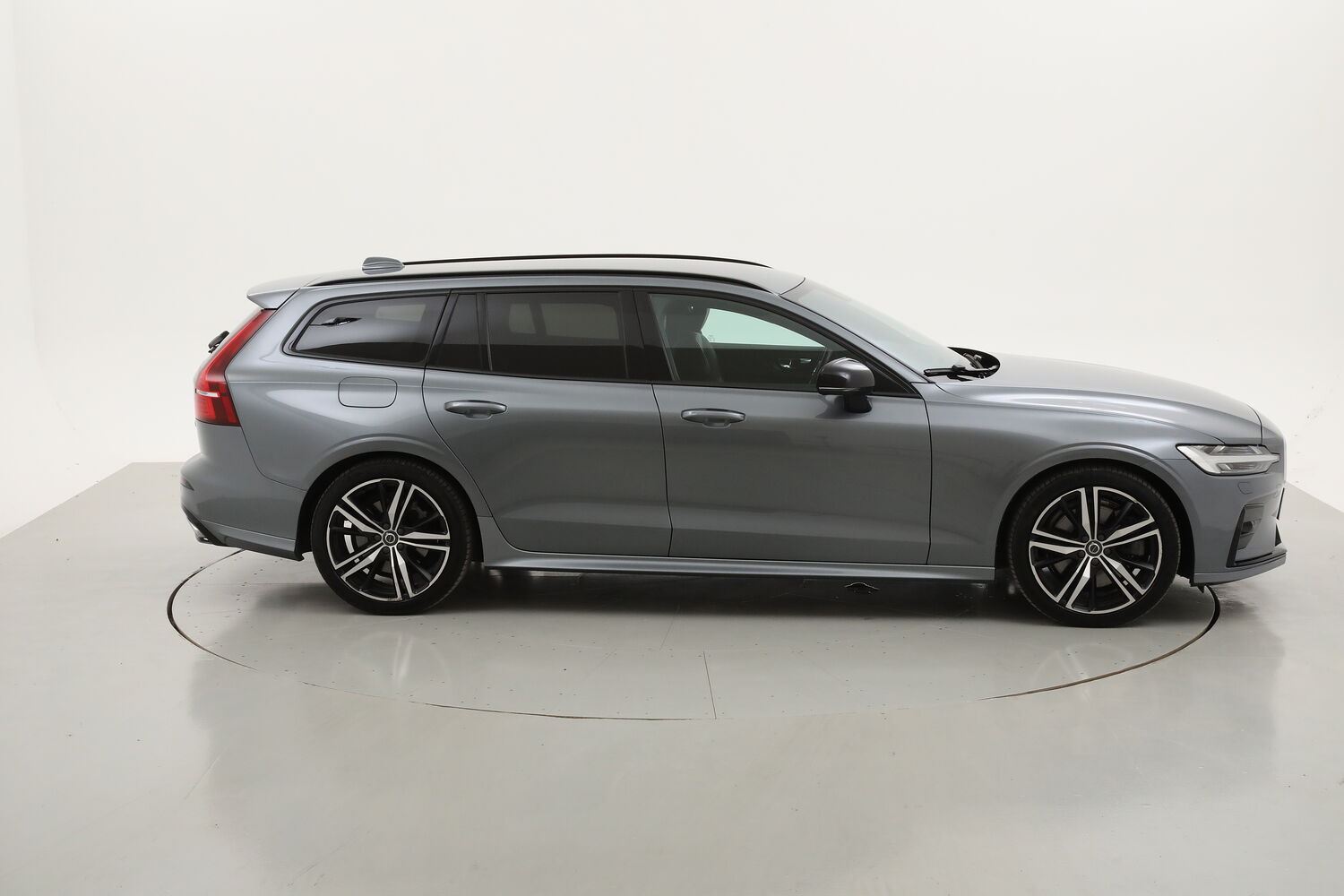 Volvo V60 D4 Business Plus Geartronic usata del 2019 con 113.776 km