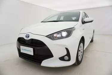 Toyota Yaris Hybrid Business 1.5 Full Hybrid 116CV Automatico Visione frontale