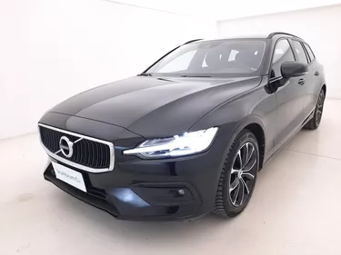 Volvo V60 D3 Geartronic Business 2.0 Diesel 150CV Automatico Visione frontale