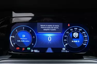 Volkswagen Golf Life DSG 2.0 Diesel 116CV Automatico Interni
