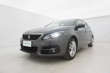 Peugeot 308 SW Business EAT8 1.5 Diesel 131CV Automatico Visione frontale