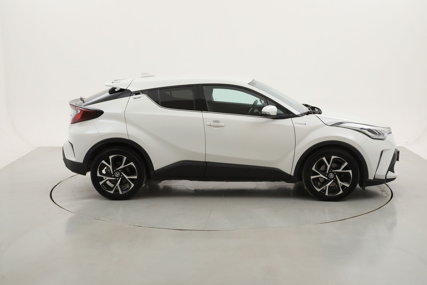 Toyota C-HR Hybrid Morebusiness usata del 2020 con 93.012 km