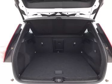 Volvo XC40 D3 Momentum Pro 2.0 Diesel 150CV Manuale Bagagliaio