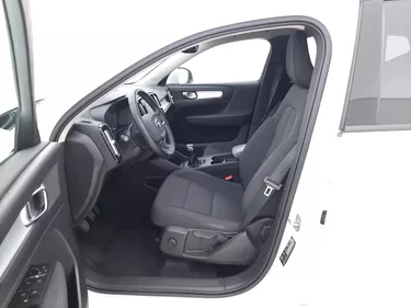 Volvo XC40 D3 Momentum Pro 2.0 Diesel 150CV Manuale Sedili