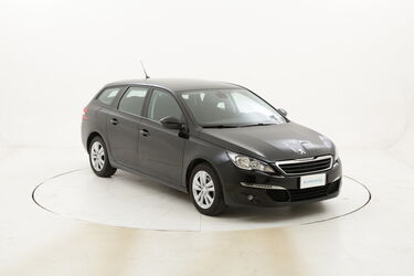 Peugeot 308 SW Business usata del 2017 con 98.715 km