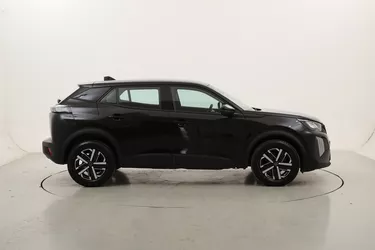 Peugeot 2008 Active + RetroCamera & Navigatore 1.2 Benzina 100CV Manuale Peugeot 2008 Active + RetroCamera & Navigatore 1.2 Benzina 100CV Manuale
