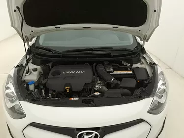 Hyundai i30 Wagon Comfort 1.6 Diesel 110CV Manuale Vano motore
