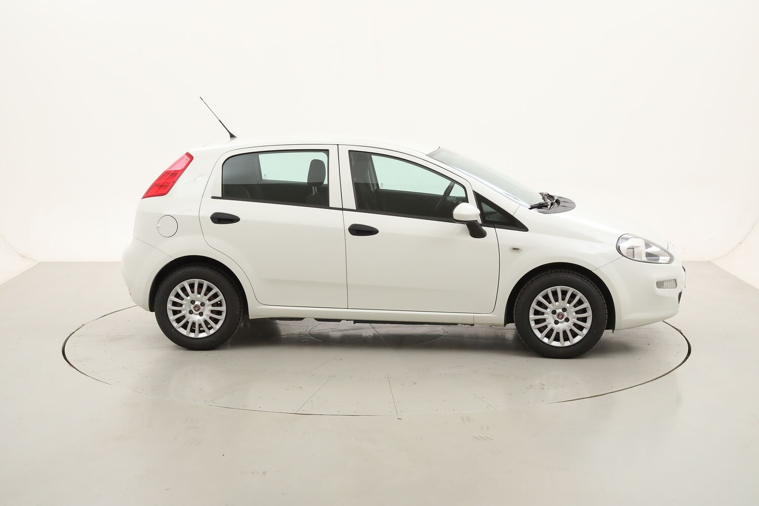 Fiat Punto Street usata del 2017 con 114.882 km