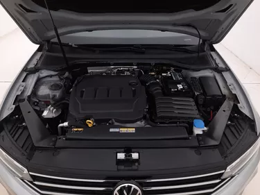 Volkswagen Passat Variant Business DSG 2.0 Diesel 122CV Automatico Vano motore