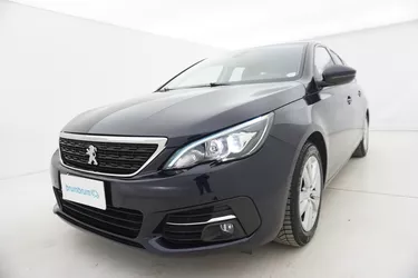 Peugeot 308 SW Business 1.5 Diesel 131CV Manuale Visione frontale