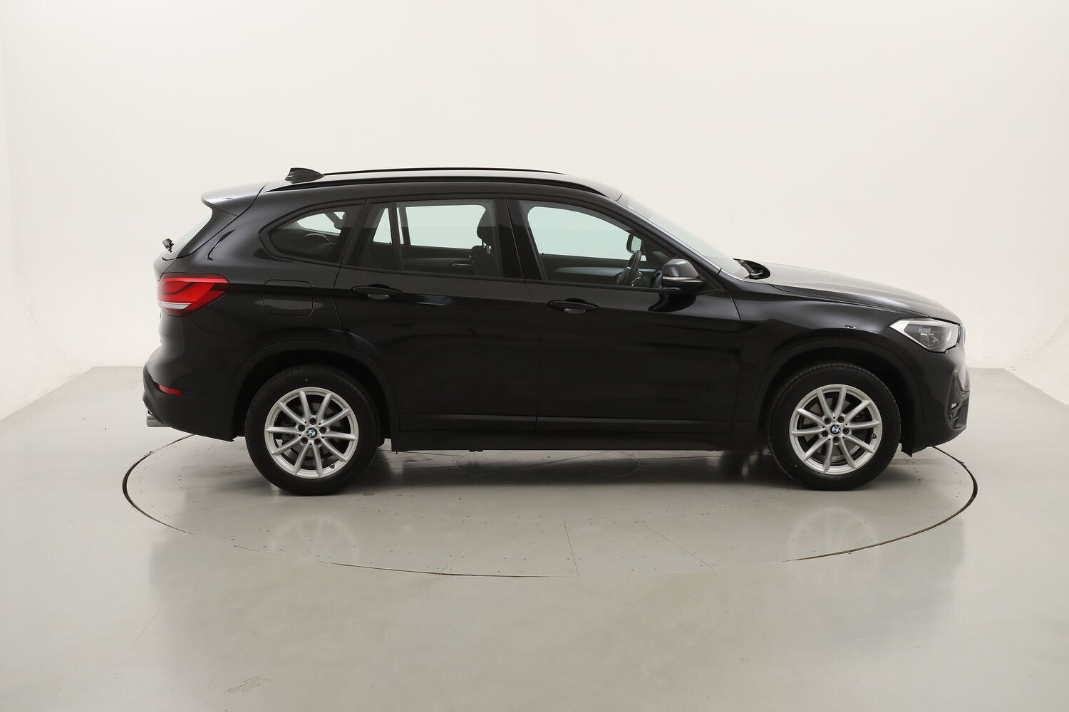 BMW X1 18d sDrive Business Advantage usata del 2022 con 95.313 km