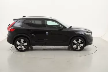 Volvo XC40 Momentum Pro Geartronic 1.5 Benzina 163CV Automatico Volvo XC40 Momentum Pro Geartronic 1.5 Benzina 163CV Automatico