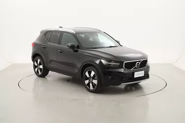 Volvo XC40 Momentum Pro Geartronic 1.5 Benzina 163CV Automatico Volvo XC40 Momentum Pro Geartronic 1.5 Benzina 163CV Automatico