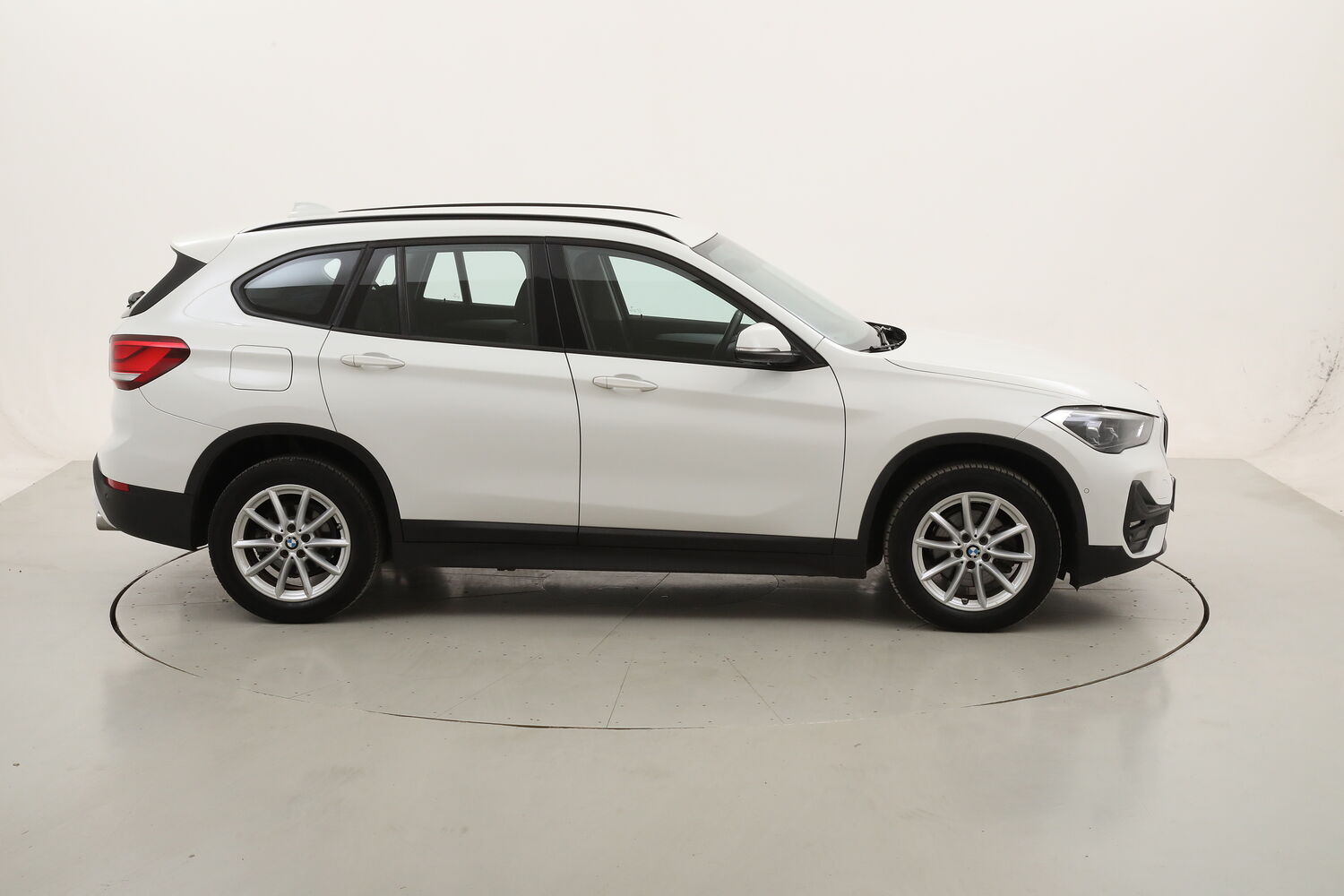 BMW X1 18d sDrive Business Advantage usata del 2021 con 117.976 km