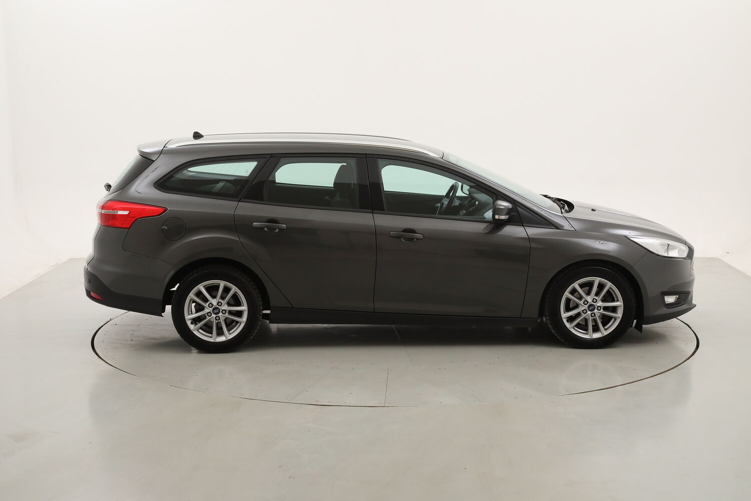 Ford Focus SW Business Powershift usata del 2018 con 126.298 km