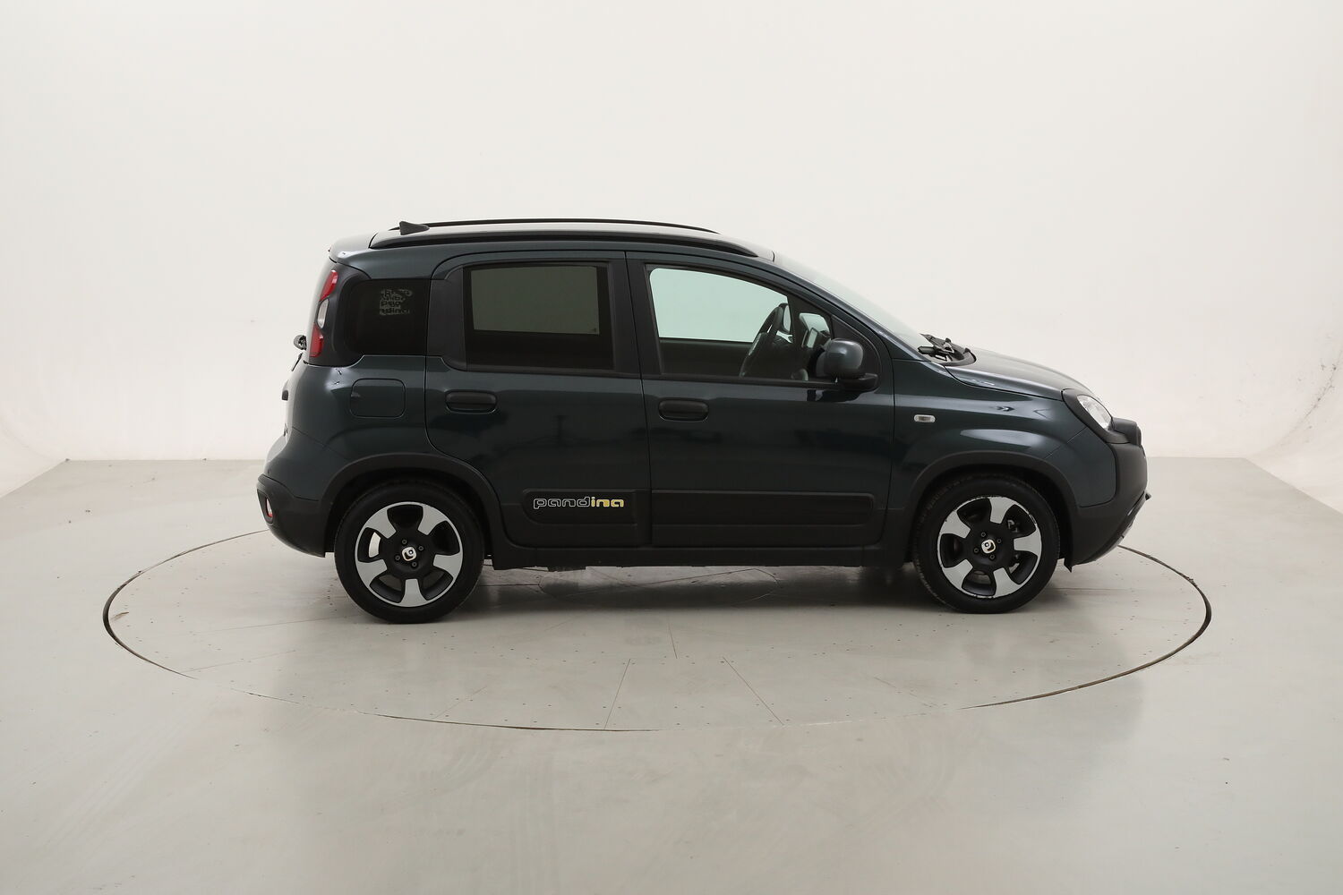 Fiat Panda Hybrid Pandina usata del 2025 con 18.057 km