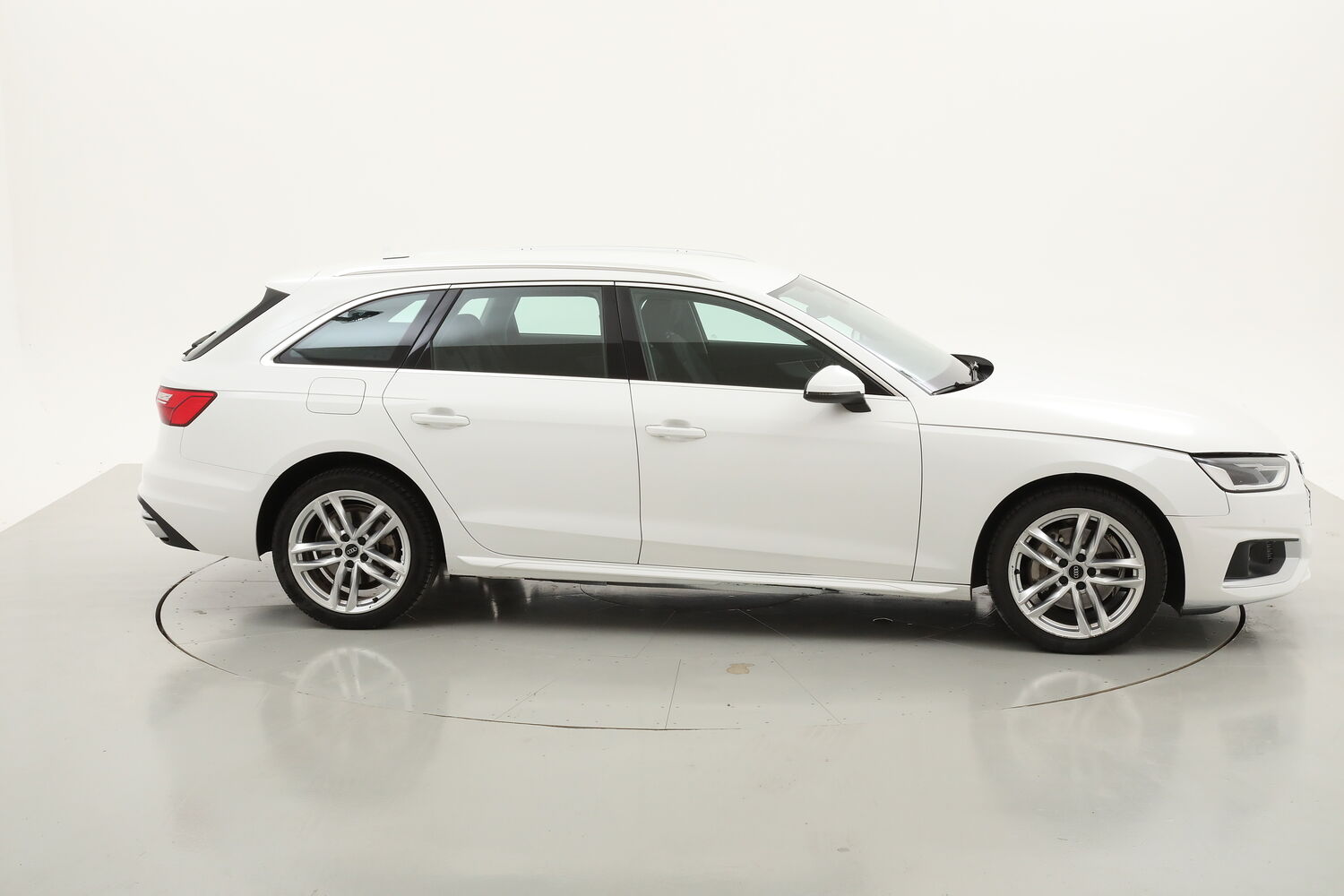 Audi A4 Avant Business Advanced S tronic usata del 2020 con 77.541 km