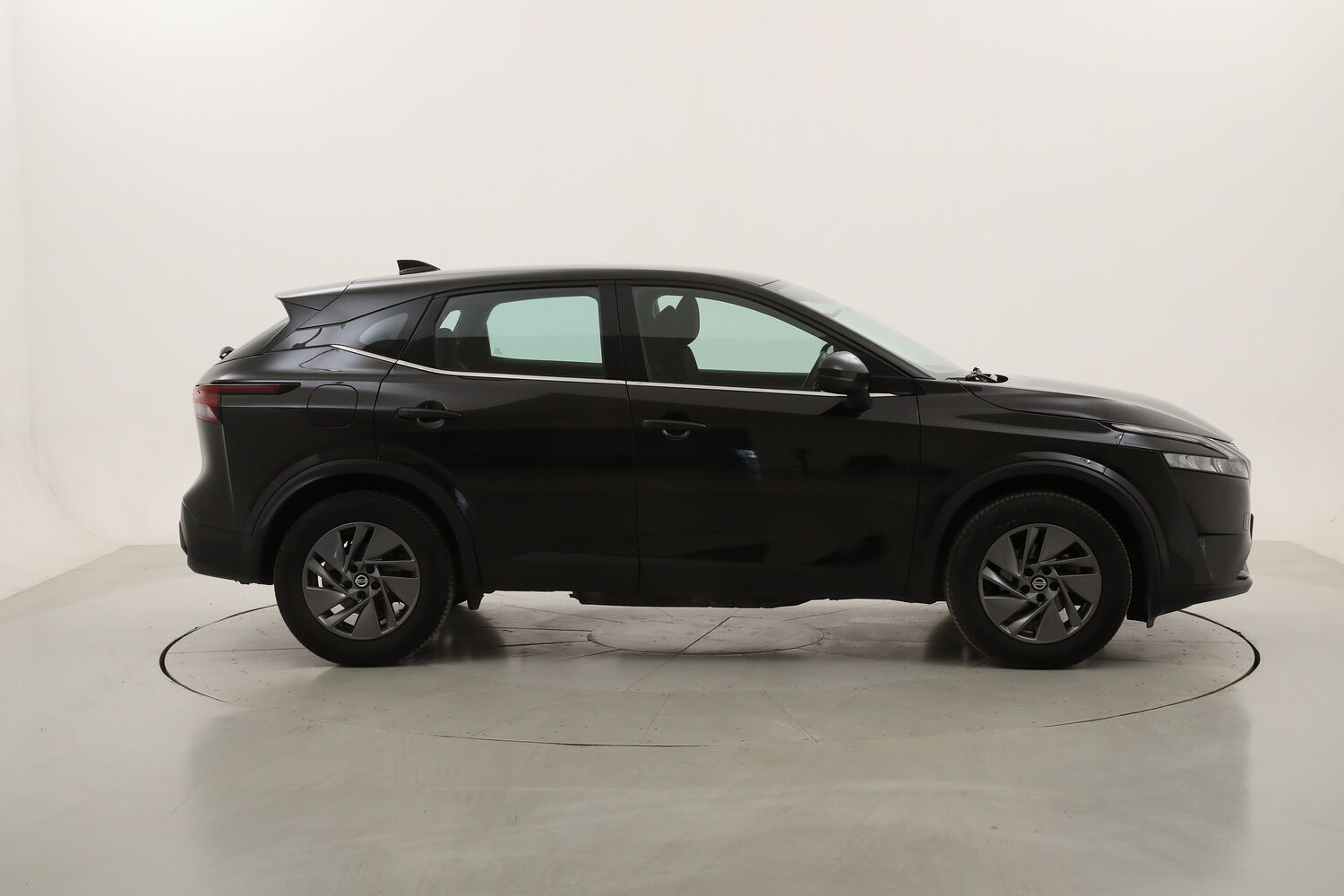 Nissan Qashqai MHEV Business Xtronic usata del 2022 con 92.726 km