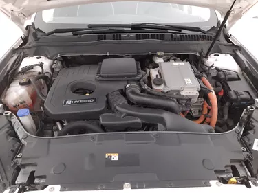 Ford Mondeo Hybrid Vignale 2.0 Full Hybrid 187CV Automatico Vano motore