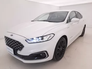 Ford Mondeo Hybrid Vignale 2.0 Full Hybrid 187CV Automatico Visione frontale